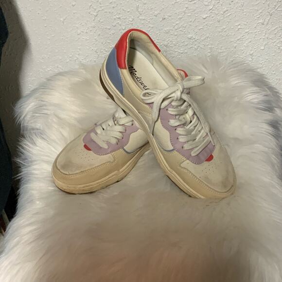 2365. Madewell Court Sneakers 7 Run slightly narrow - Picture 1 of 9